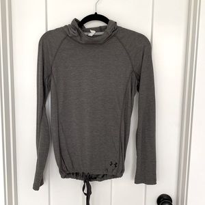 Women’s Under Armor light gray sweatshirt - Size Small